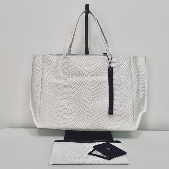 Ampersand As Apostrophe White Sideways Python Textured Leather Tote Bag - Picture 9 of 13